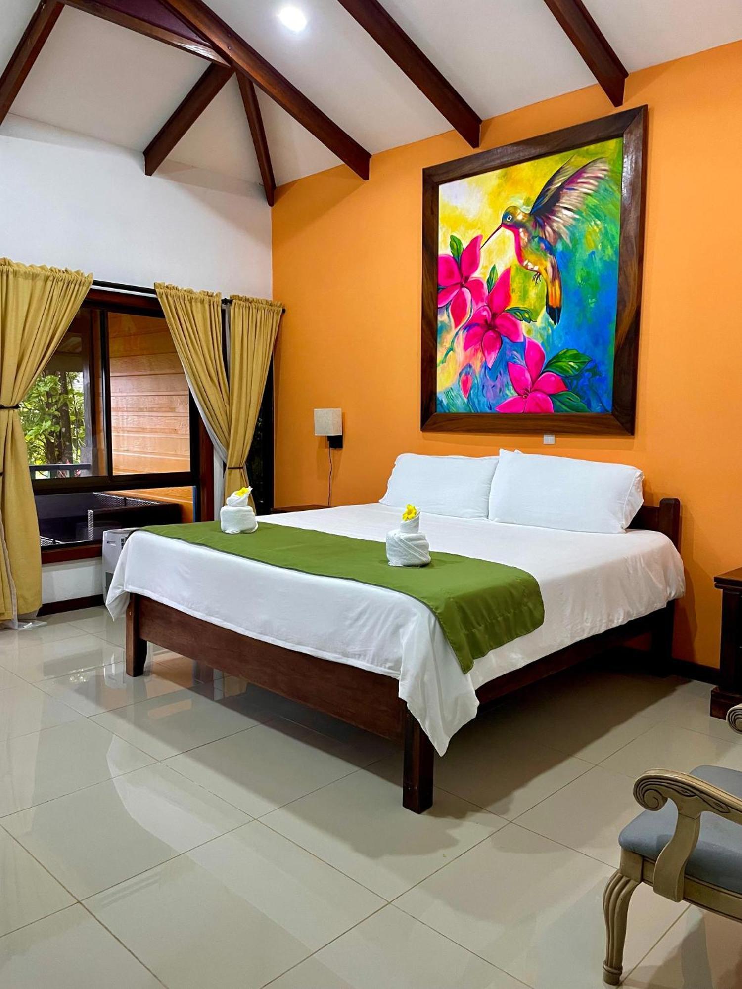 Heliconias Rainforest Lodge Bijagua Luaran gambar